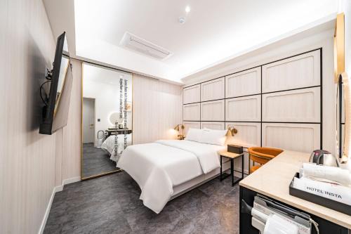 HotelInsta Main Branch