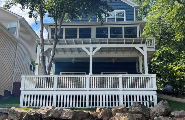 House #41 Moonset Vista House (Pet Friendly)