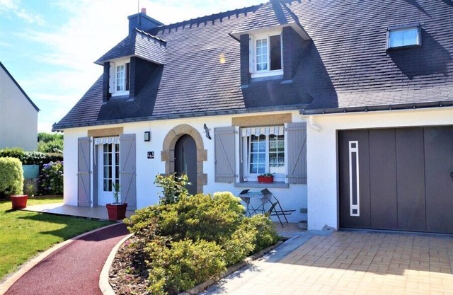 House 5 rooms 6-7 people with garden and WI-FI