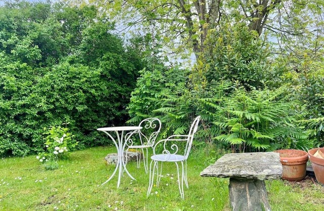 House-Family-Private Bathroom-City view