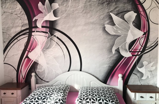 House-Large-Private Bathroom-Balcony-3 Schlafzimmer