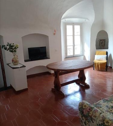 House of the Arches