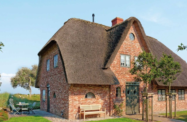 House to the lighthouse by A&M - House to the lighthouse