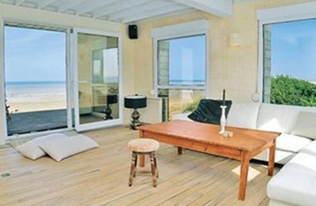 House / Villa sea beach