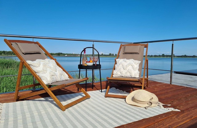 Houseboat in Łazy by Lake Jamno and Sea