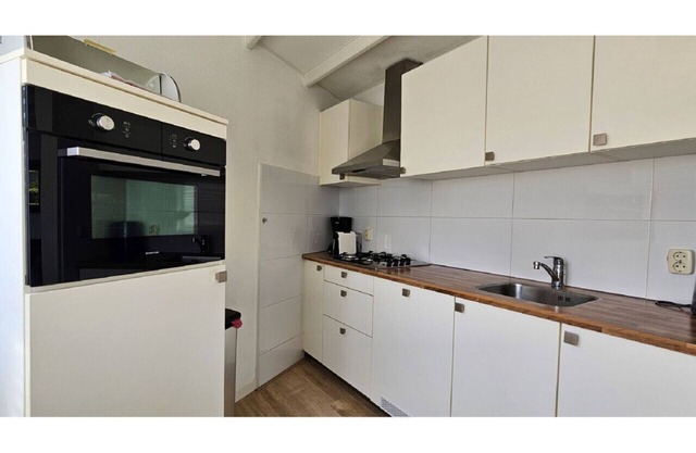 HVD153 (4/H) Putter Recreatiewoning aan bosrand