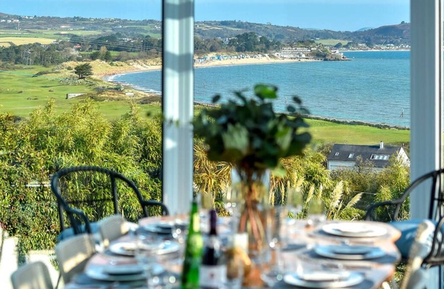 Hywelfa in the beautiful Pwllheli