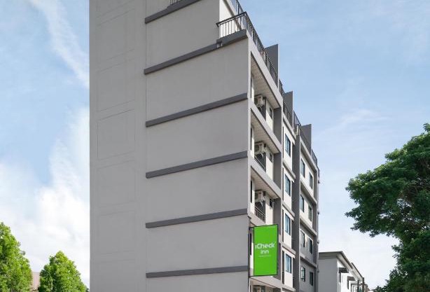 iCheck inn Darisa Ngamwongwan