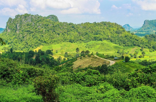 Ideally situated just outside of Los Angeles!