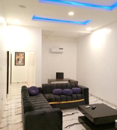 Inviting 2-Bed Apt with Parking in Ifako-Ijaiye