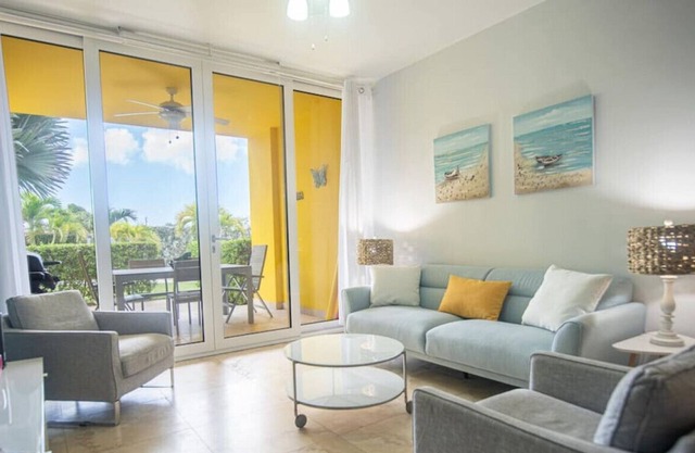 Isla Bonita 104 · New 2-Bedroom Condo, Pool, Minutes to Beaches!