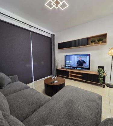 Ithaki Garden Cozy 1BR Apartment Universal