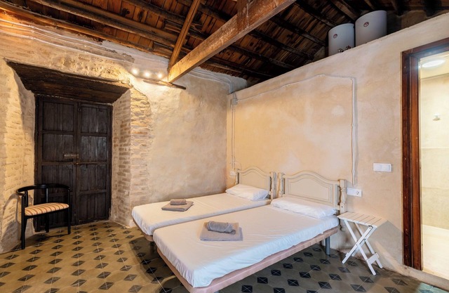 Joaquín Turina 7 - One Bedroom Apartment, Sleeps 2