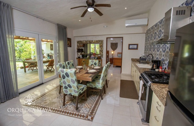 Jungle House in Cenote & Mayan Ruins Area & Tree House- 2miles from the beach.