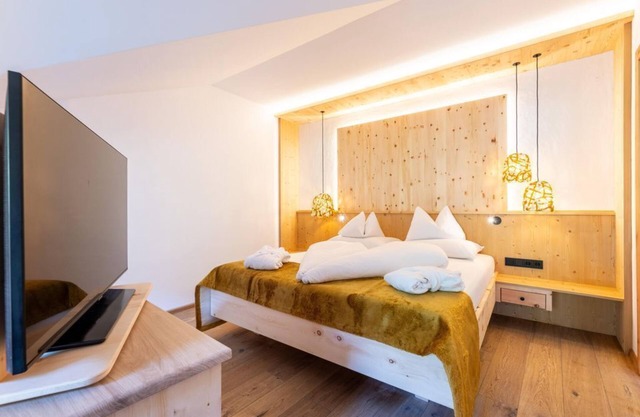 "Kamin Suite" with shower, WC (from 7 n.) - Natur- und Wellnesshotel Höflehner