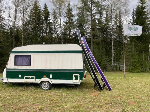 Karula Stay - Exclusive Camper Retreat by Lake Õdri