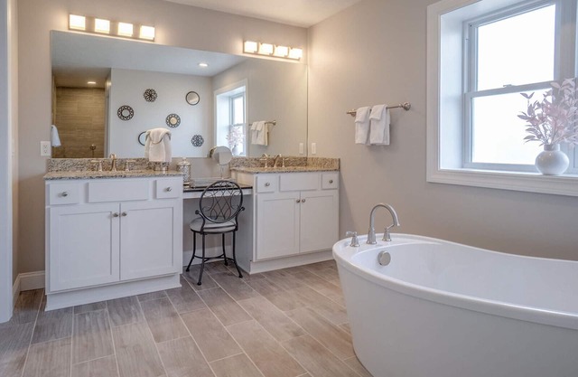 Keuka Lake view! WELCOME to CASA DEL LAGO UNIT #40