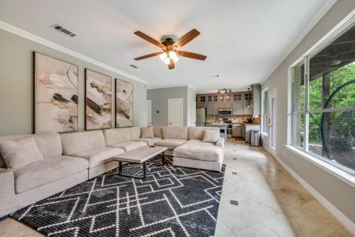 King Bdgame Roomprivate Lake Access