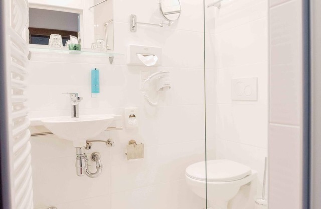 Kleines Doppelzimmer Waldseite - Hotel Bellevue
