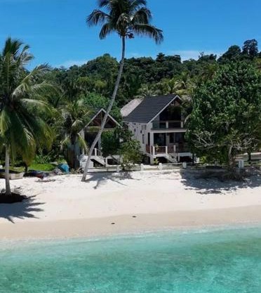 Kupu Kupu Villas Mentawai