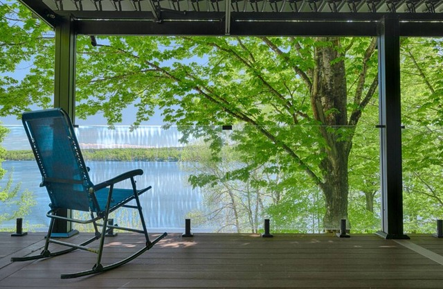 L'Évasion - Accès au Lac Saint-François avec Spa