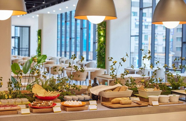 L7 MYEONGDONG by LOTTE HOTELS