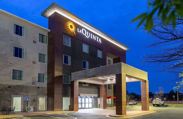 La Quinta Inn & Suites by Wyndham Augusta/Fort Eisenhower