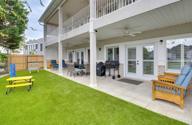 Lake Access: Pet-friendly Duplex in Hot Springs!