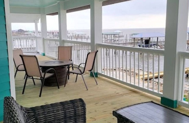 Lake Leisure - Sleeps 9