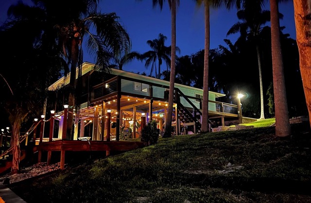 Lake serenity and natural beauty near Orlando