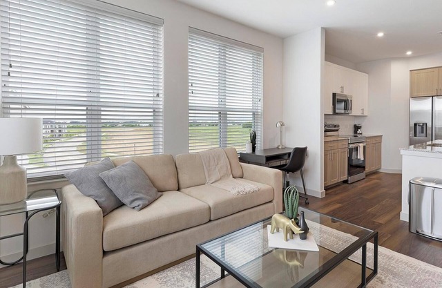 Landing | Amazing 1BD, Gym, Clubhouse