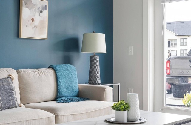 Landing | Amazing 1BD, Pool, Gym