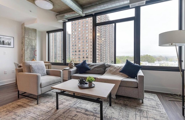 Landing | Beautiful 1BD, Game Room, Gym