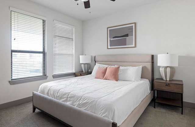 Landing | Chic 1BD, Pool, Courtyard