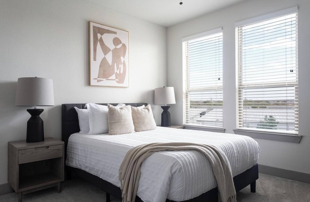 Landing | Modern 1BD, Pool, Courtyard