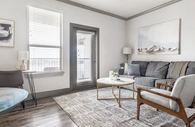 Landing | Spectacular 1BD, Courtyard, Clubhouse