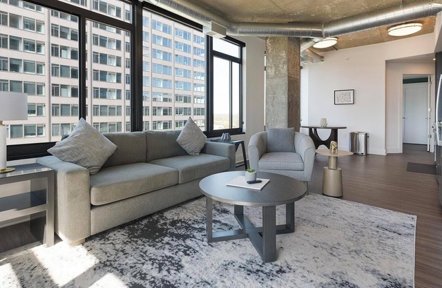 Landing | Stunning 2BD, Gym, Game Room