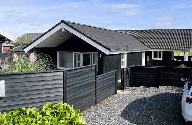 "Lanica" - 150m from the sea by Interhome