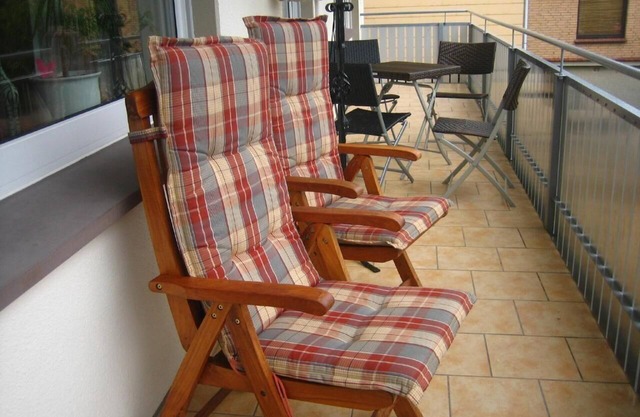 Large flat in Polle with garden and barbecue