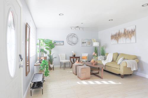 Launch Promotion Sunnyvale 3B2b Super Big House