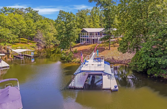 Lazy Daze: 3 BR, 2 BA House in Jasper , Sleeps 11