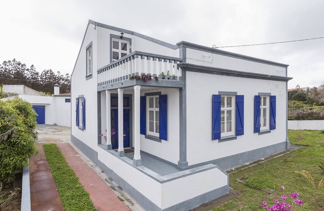Leça's House - Ginetes, close to Ferraria