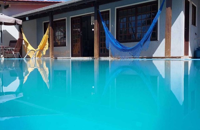 Leisure Oasis: Cozy house, with swimming pool, games room and close to the beaches!