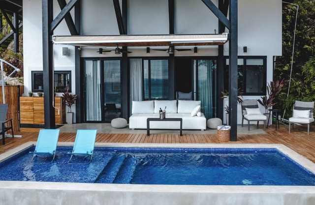 LeSuite Santa Teresa