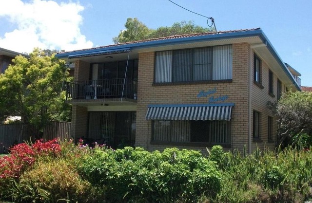 Light, Airy 1st Floor Unit - Marbrin Close, Bellara