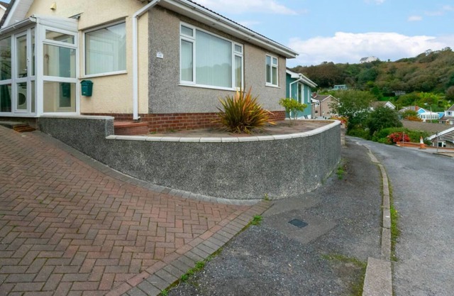 Limeslade Drive in the beautiful Swansea