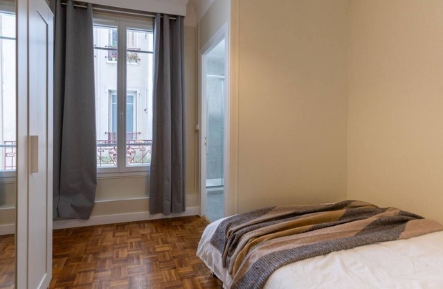Location Appartement 3 Pièces - Proche RER et Centre Ville