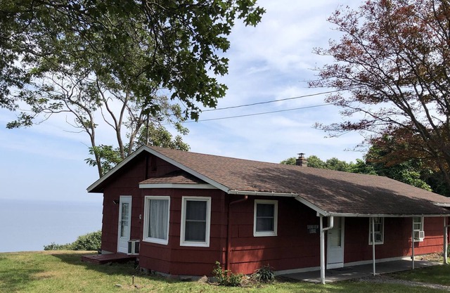 Lodge overlooking Long Island Sound