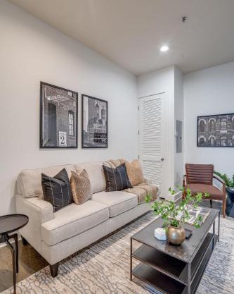 Lofts At 30th - Modern Life - Mins To Broadway