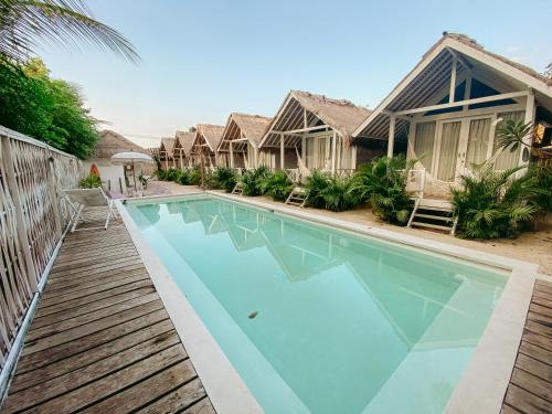 Love Coconut Bungalow